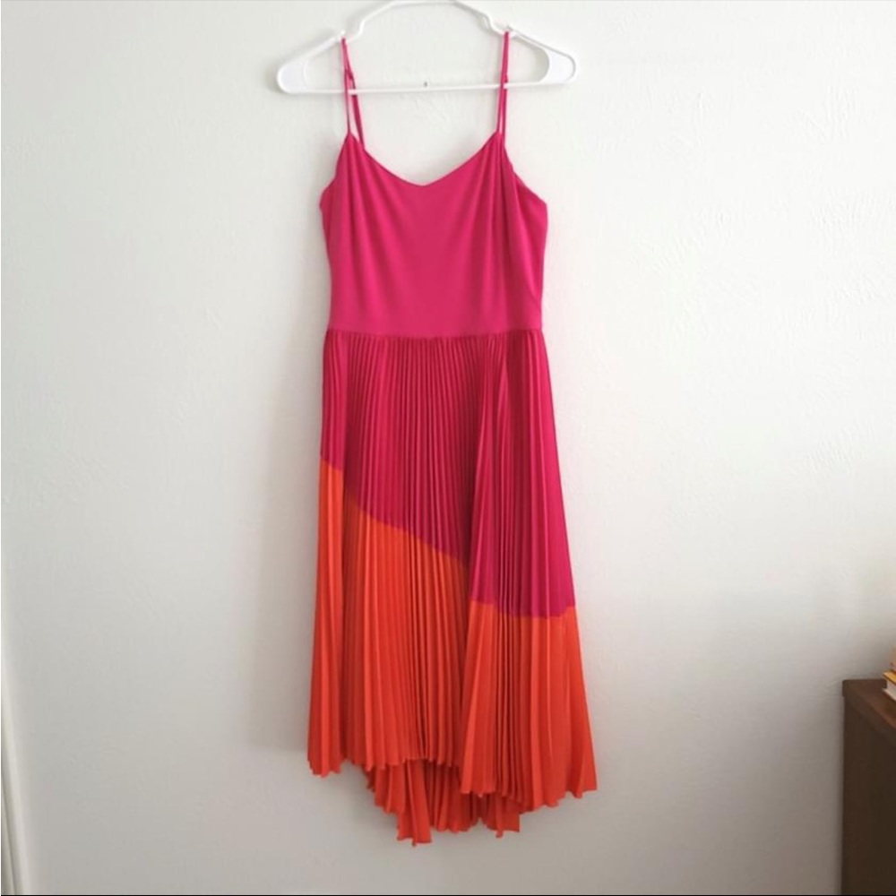 Muse colorblock pleated dress